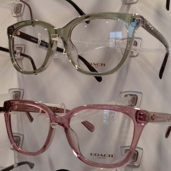 ISO looking for this Coach prescription frame in New or EUC - Picture 2 of 4